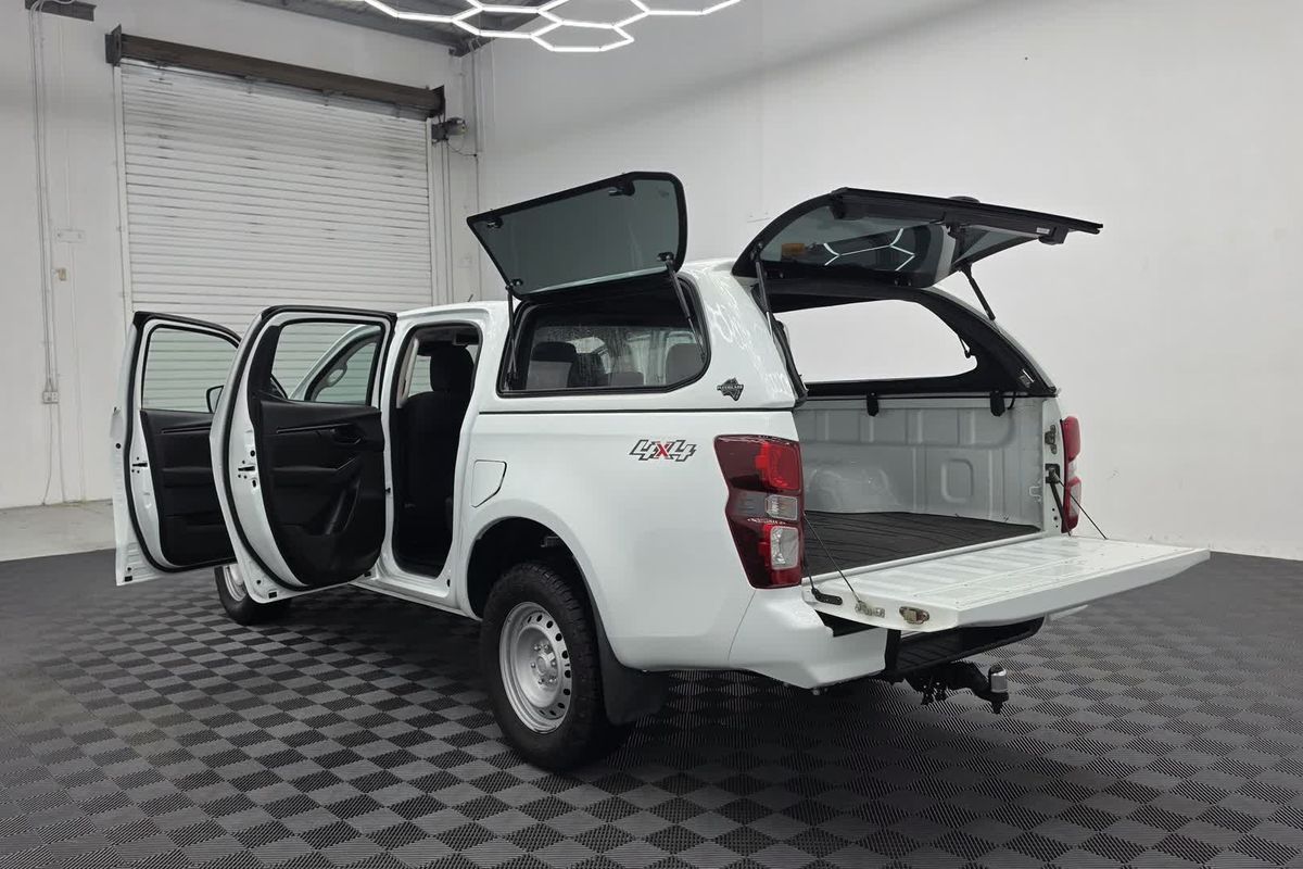 2023 Isuzu D-MAX SX 4X4