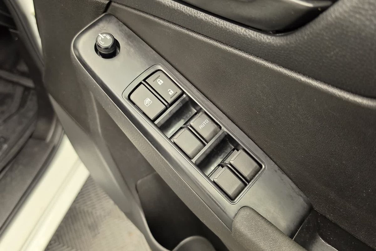 2023 Isuzu D-MAX SX 4X4