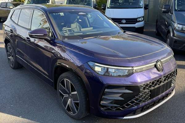 2025 Volkswagen Tayron 195TSI R-Line R4