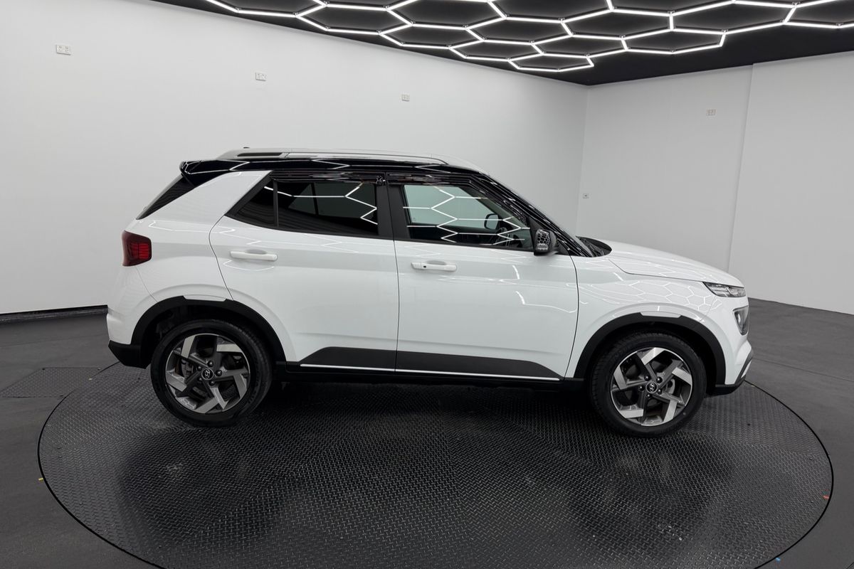 2021 Hyundai Venue Elite QX.V3