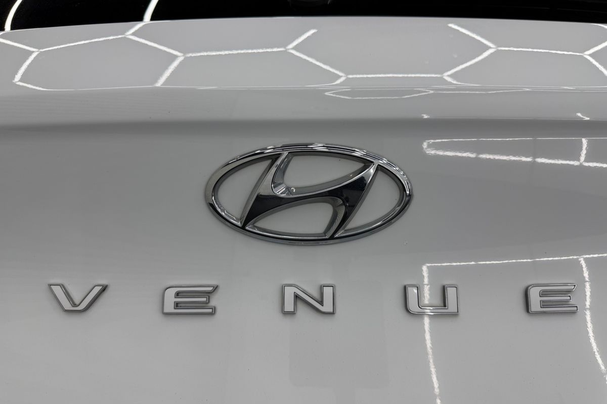 2021 Hyundai Venue Elite QX.V3