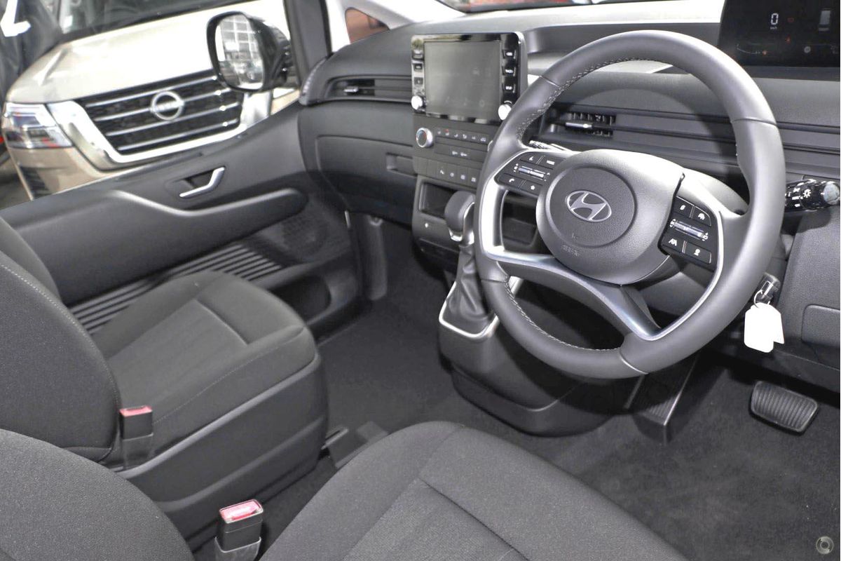 2026 Hyundai STARIA LOAD US4.V3