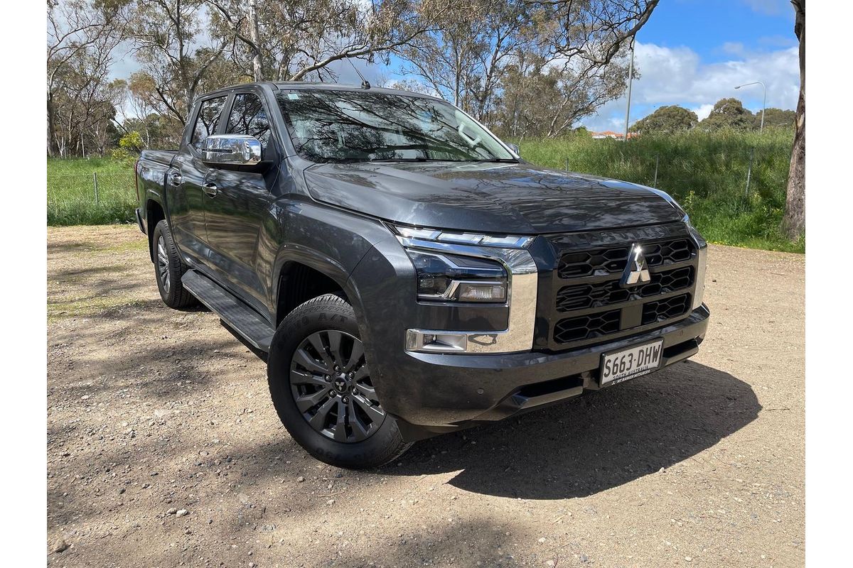 2025 Mitsubishi Triton GLS MV 4X4
