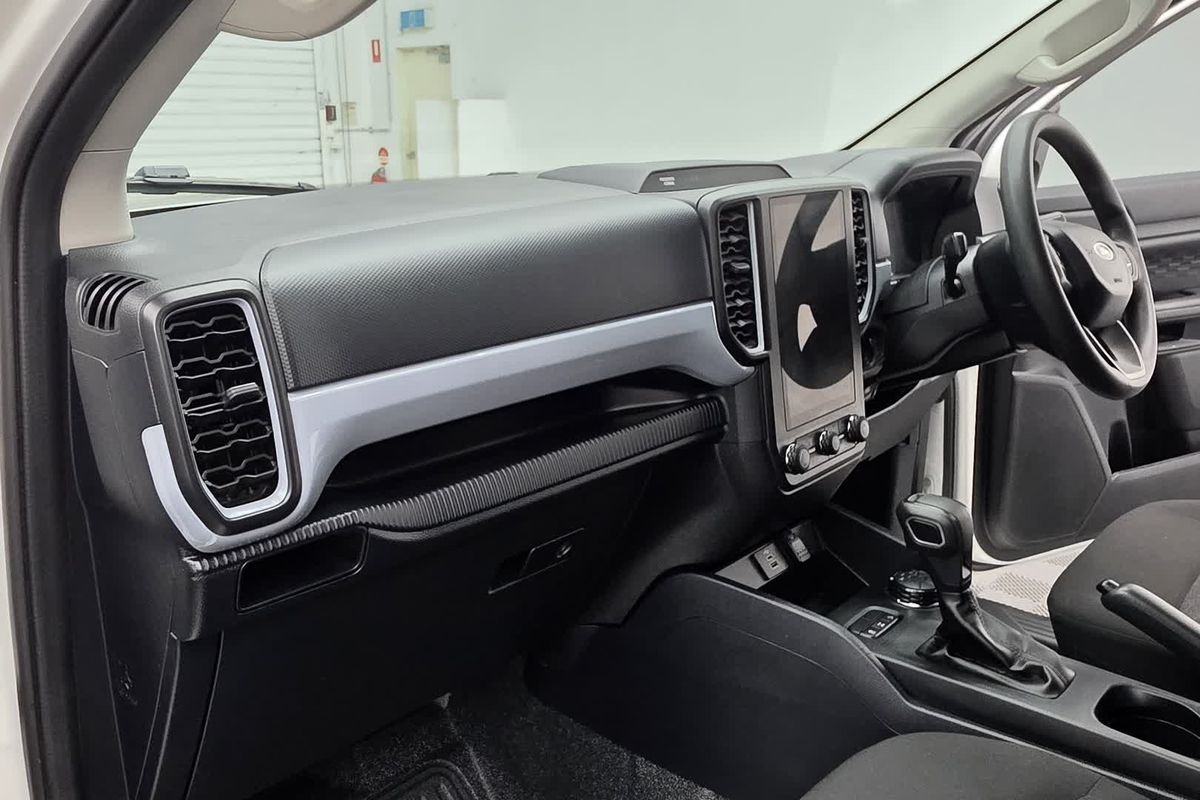 2024 Ford Ranger XL 4X4 2.0L image 30
