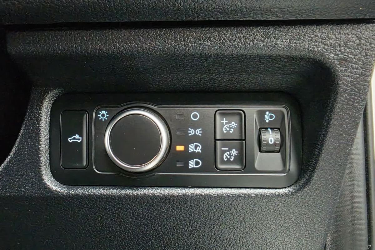 2024 Ford Ranger XL 4X4 2.0L image 40