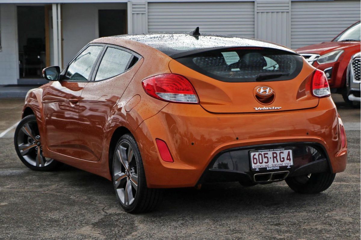 2011 Hyundai Veloster + FS