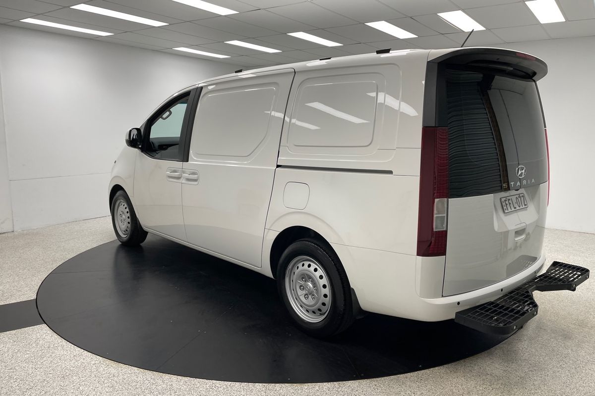 2023 Hyundai STARIA LOAD US4.V2