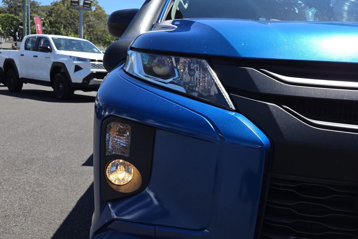 2019 Mitsubishi Triton GLX PLUS (4x4) MR MY19 4X4