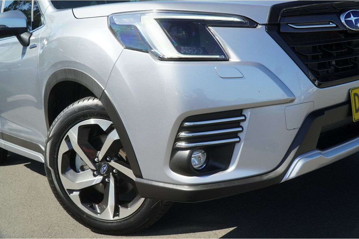 2022 Subaru Forester Hybrid S S5