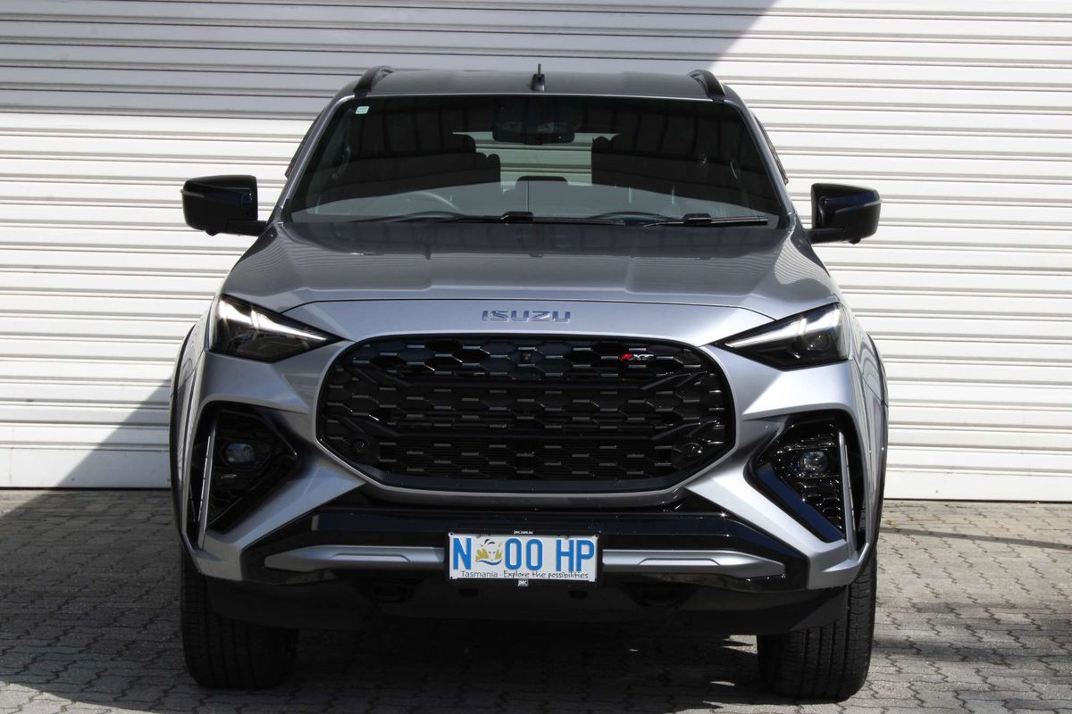 2026 Isuzu MU-X X-TERRAIN