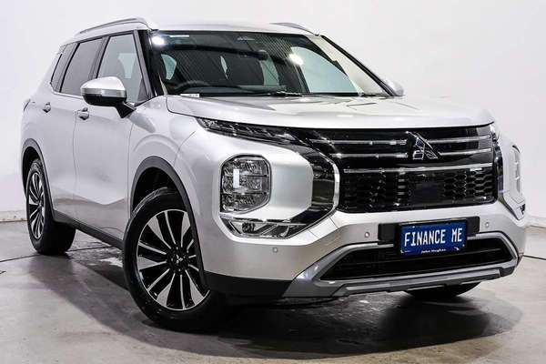 2025 Mitsubishi Outlander LS ZM