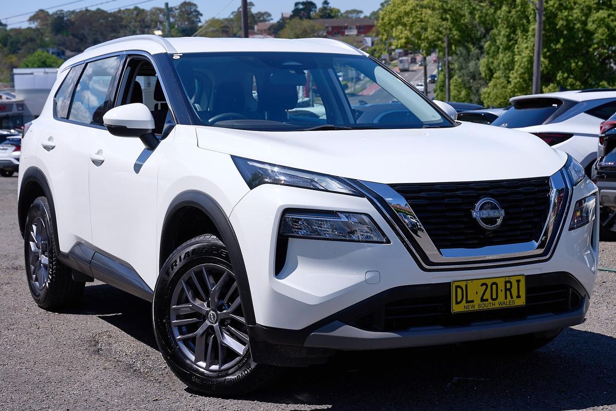 2024 Nissan X-TRAIL ST T33