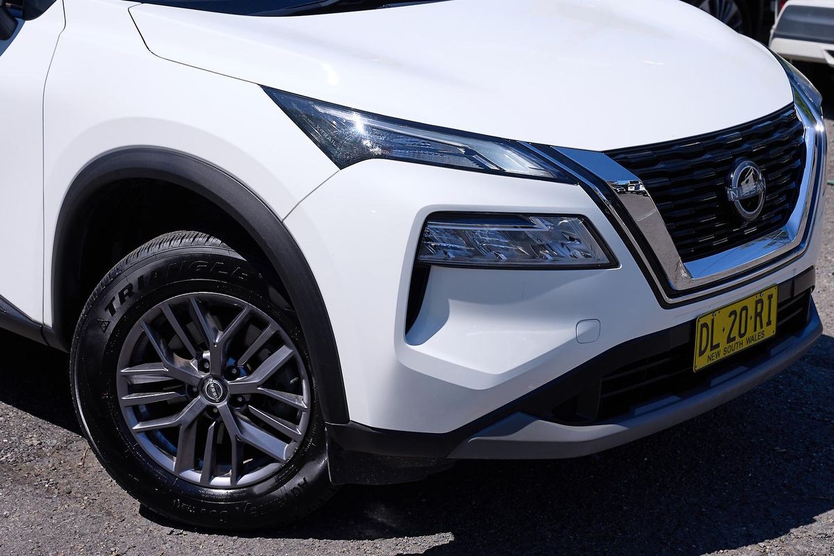 2024 Nissan X-TRAIL ST T33