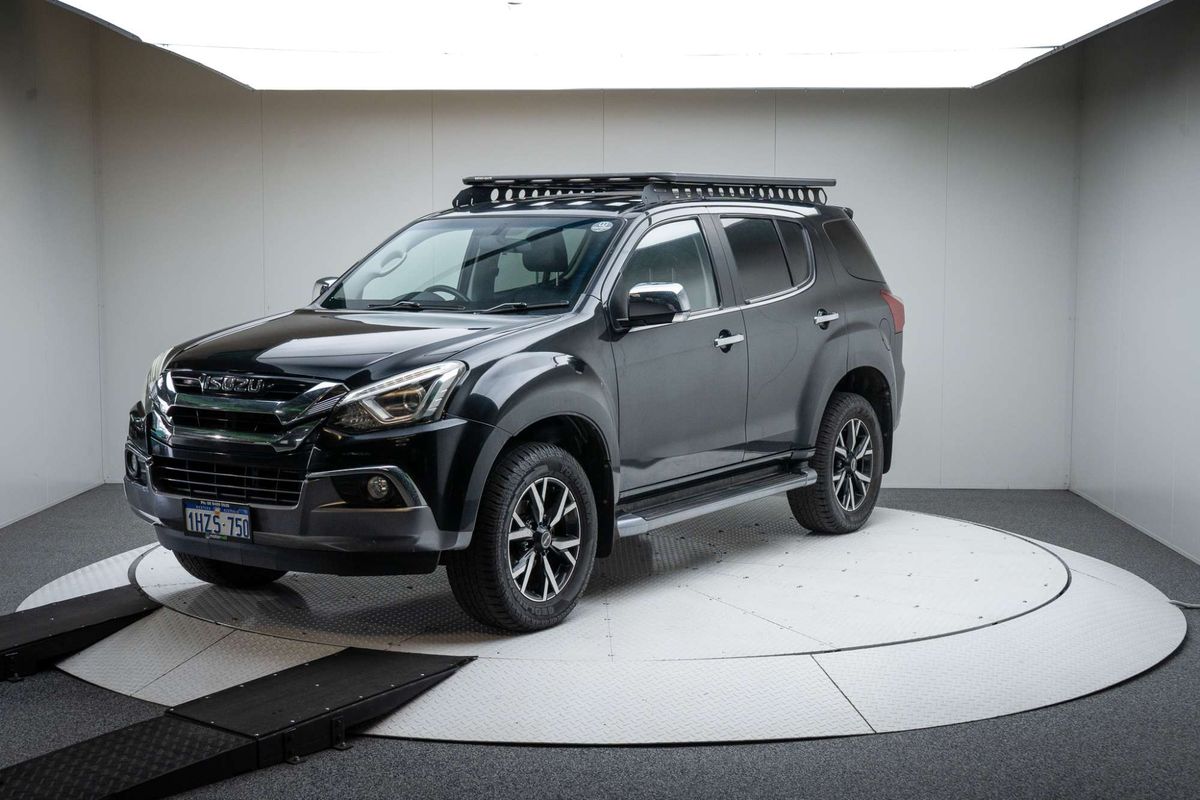 2019 Isuzu MU-X LS-T