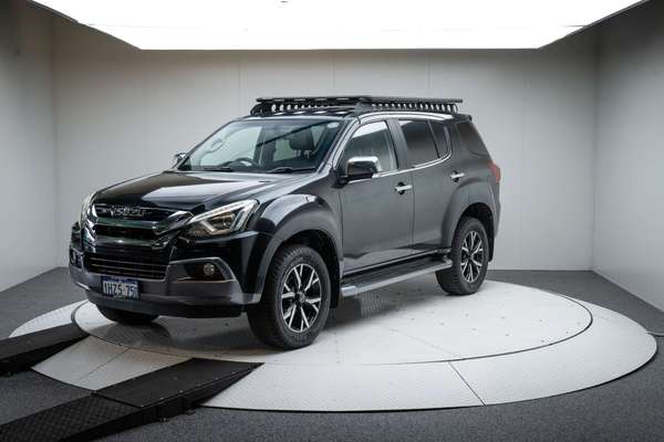 2019 Isuzu MU-X LS-T