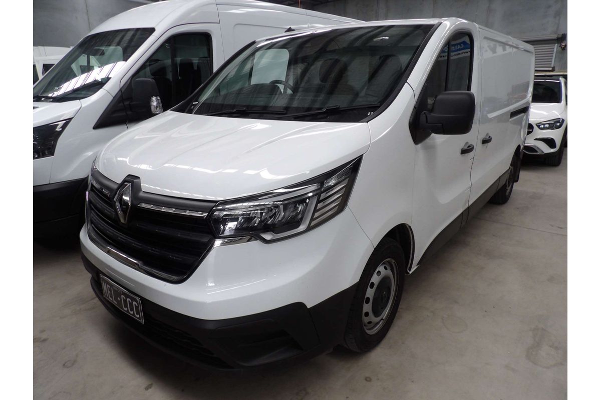 2023 Renault Trafic Pro X82 LWB Low Roof