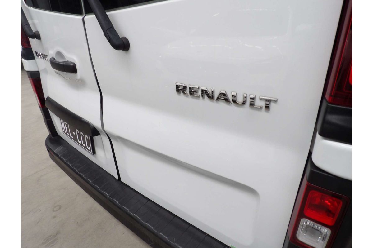2023 Renault Trafic Pro X82 LWB Low Roof image 2
