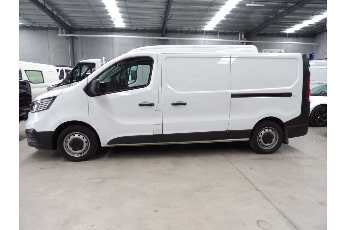 2023 Renault Trafic Pro X82 LWB Low Roof image 6