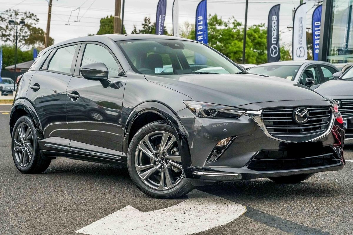 2025 Mazda CX-3 G20 Akari DK