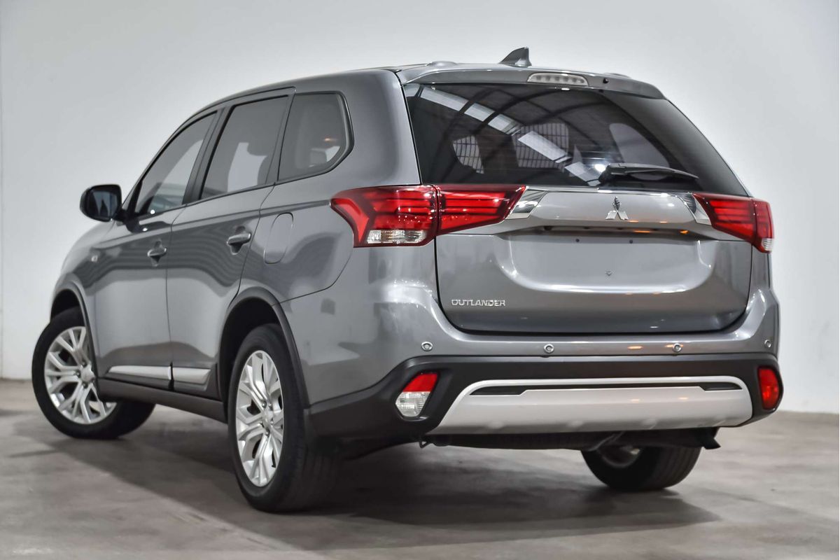 2021 Mitsubishi Outlander ES ZL