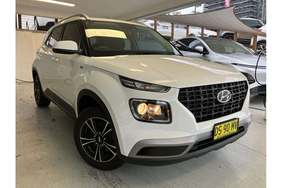 2024 Hyundai Venue Elite QX.V5