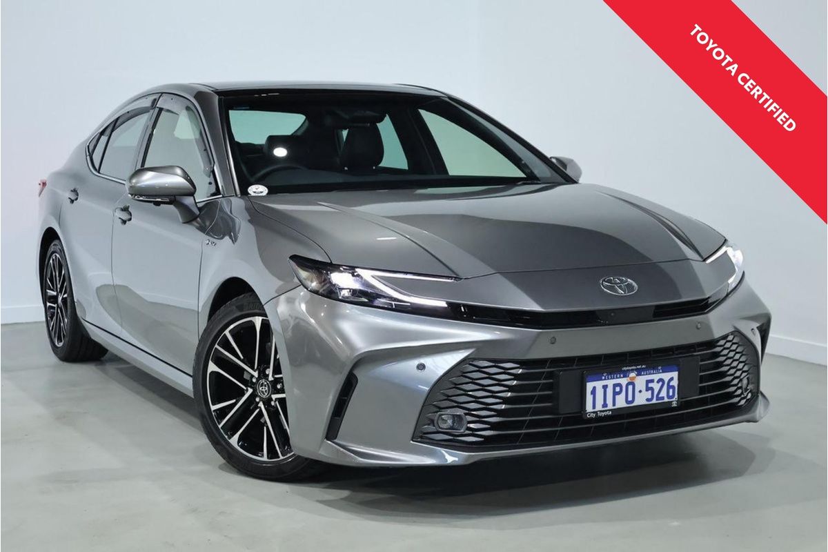 2025 Toyota Camry SL AXVH80R