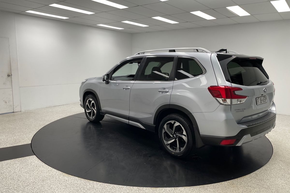 2024 Subaru Forester 2.5i S5