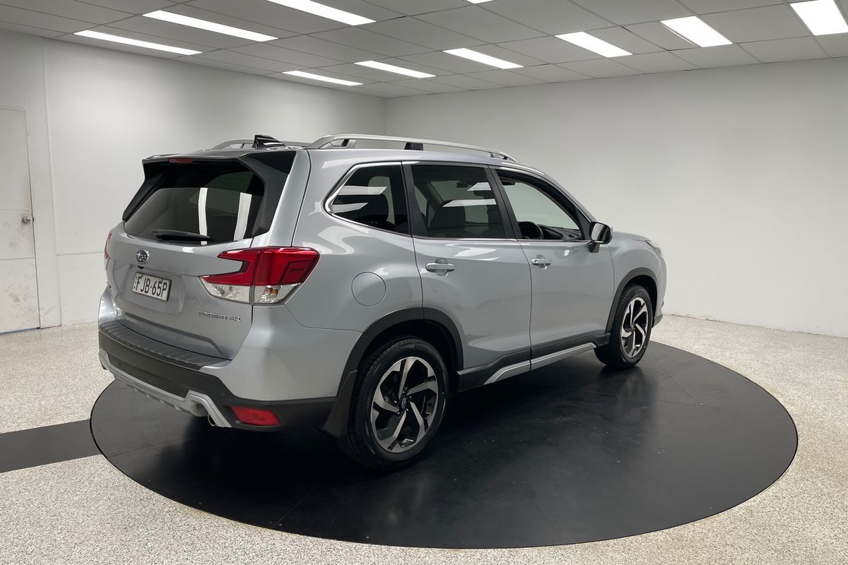 2024 Subaru Forester 2.5i S5