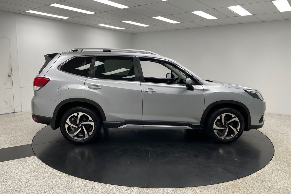 2024 Subaru Forester 2.5i S5