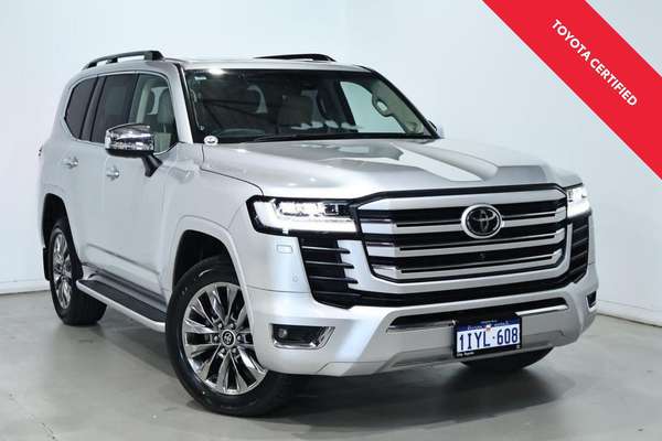 2023 Toyota Landcruiser Sahara ZX FJA300R
