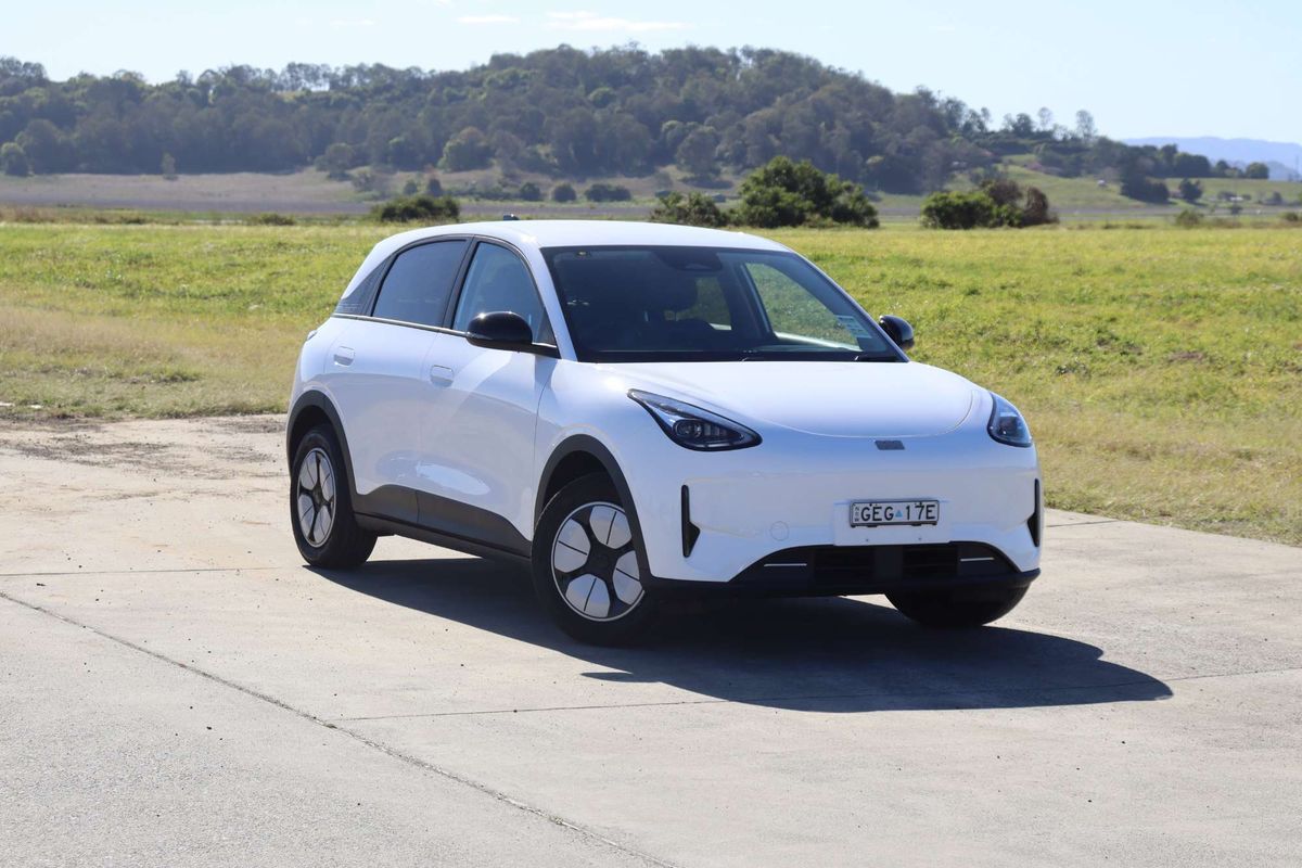 2026 Geely EX2 Complete E22H