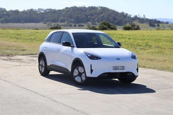 2026 Geely EX2 Complete E22H