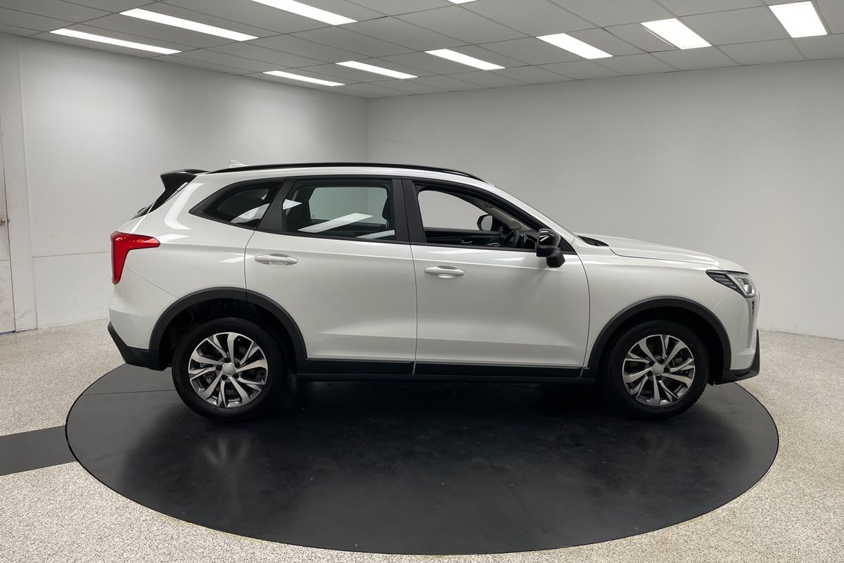 2025 GWM Haval Jolion Premium A01