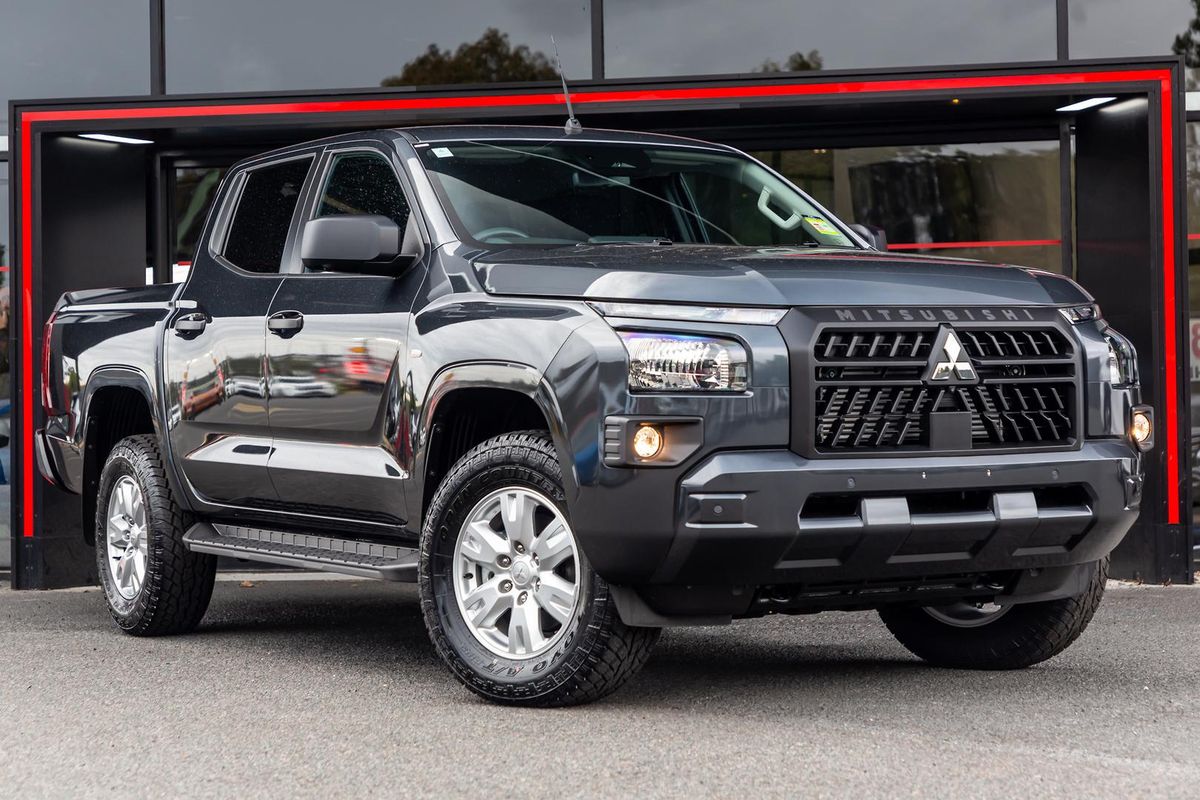 2025 Mitsubishi Triton GLX+ MV 4X4
