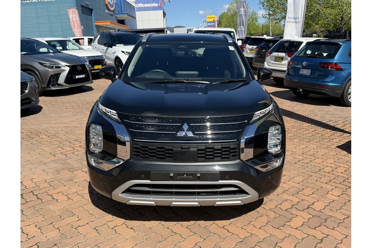 2024 Mitsubishi Outlander PHEV Exceed ZM