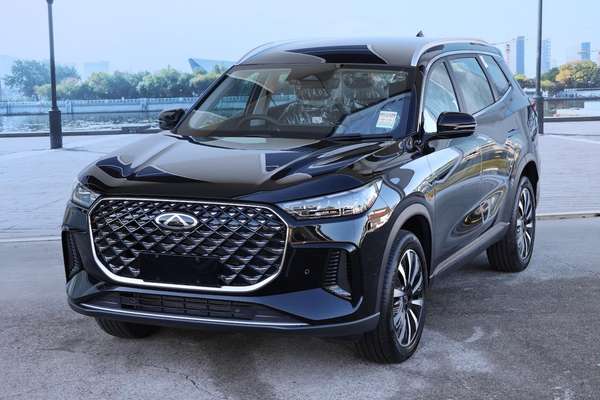 2026 Chery Tiggo 8 Super Hybrid Urban T31