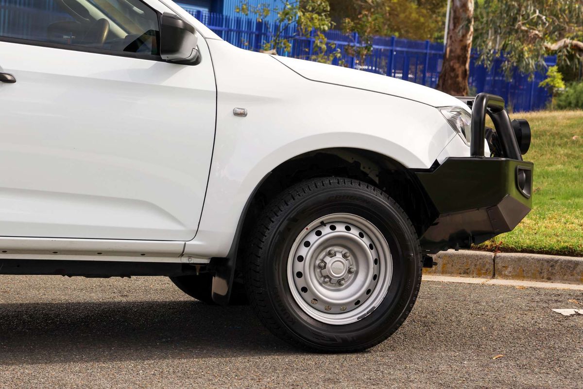 2023 Isuzu D-MAX SX 4X4 image 10