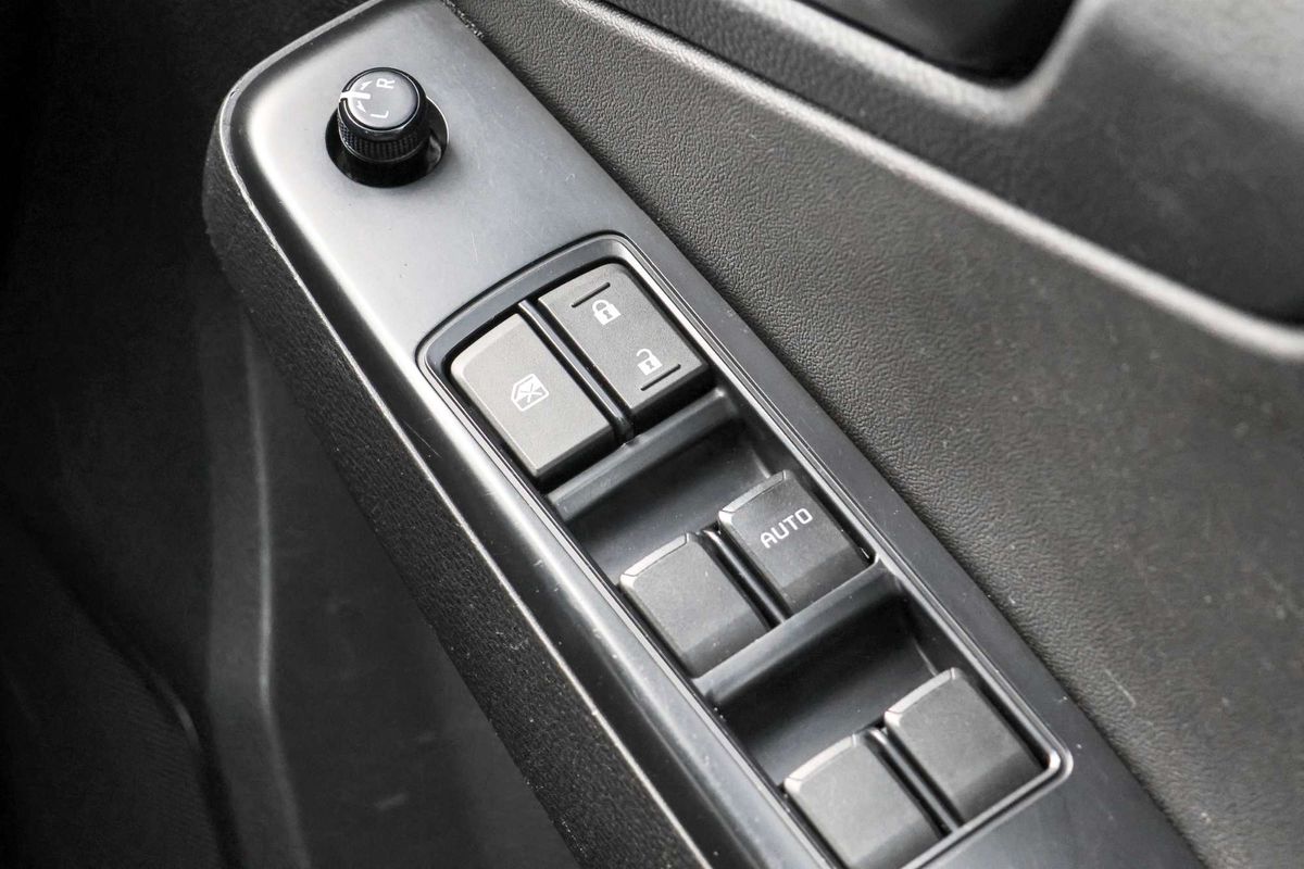 2023 Isuzu D-MAX SX 4X4 image 24