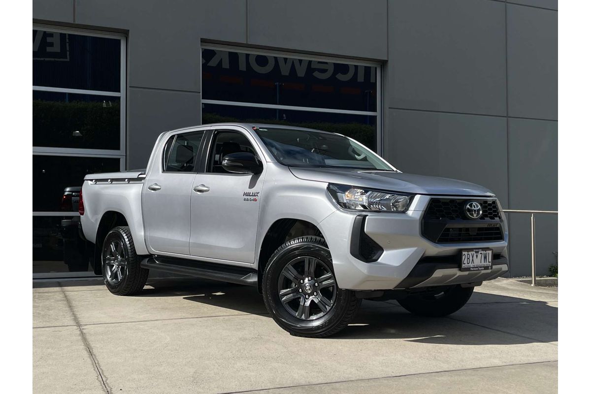 2025 Toyota Hilux SR GUN126R 4X4