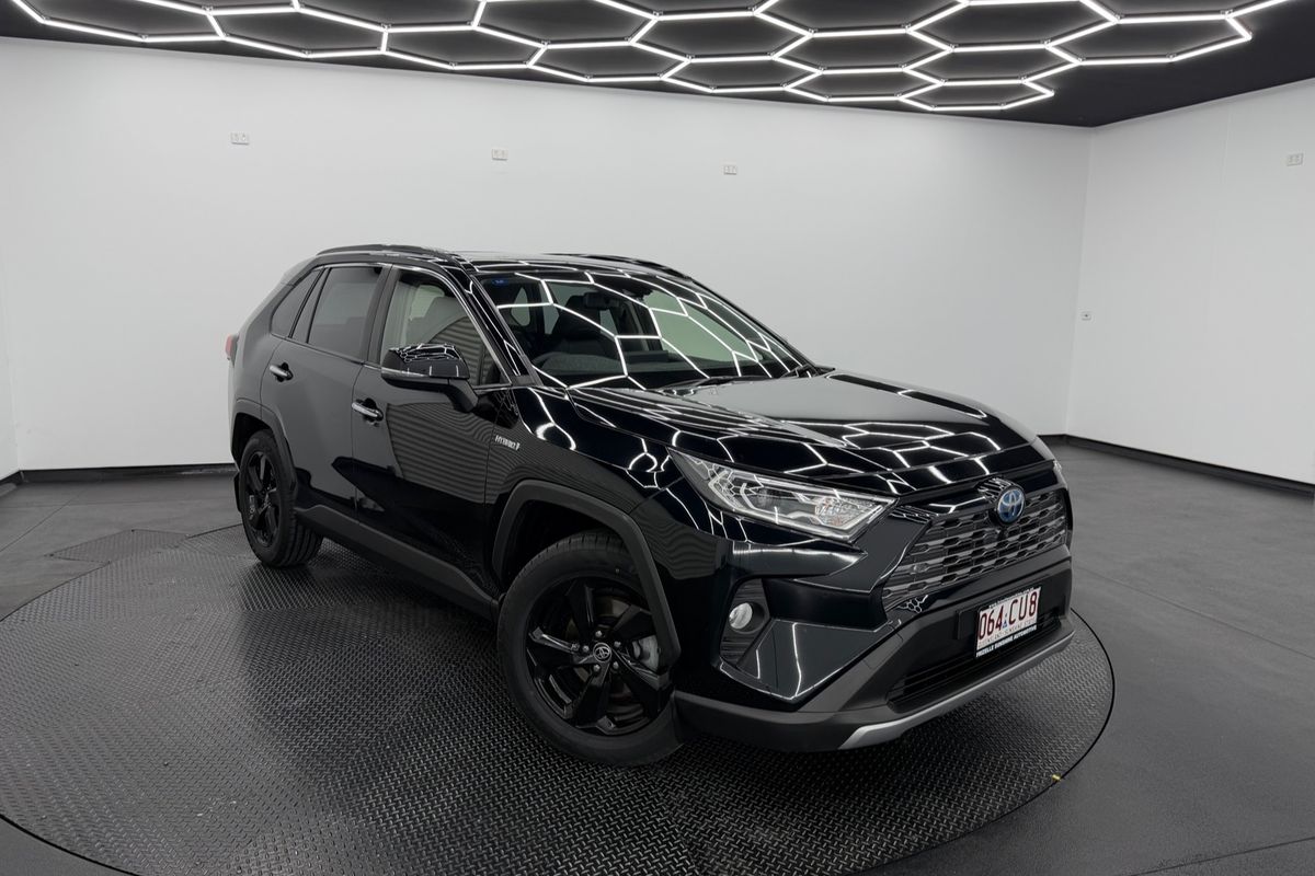 2019 Toyota RAV4 Cruiser AXAH54R