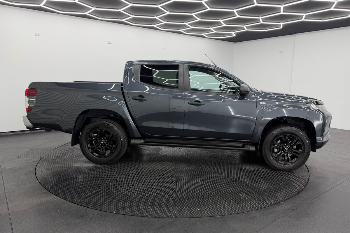 2023 Mitsubishi Triton GLX-R MR Rear Wheel Drive