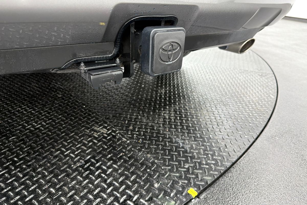 2019 Toyota RAV4 Cruiser AXAH54R