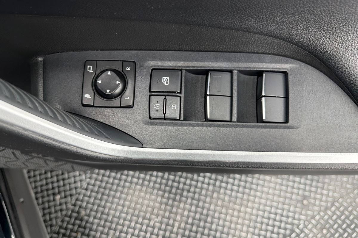 2019 Toyota RAV4 Cruiser AXAH54R