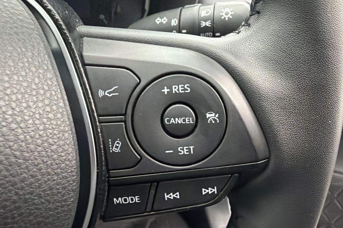 2019 Toyota RAV4 Cruiser AXAH54R