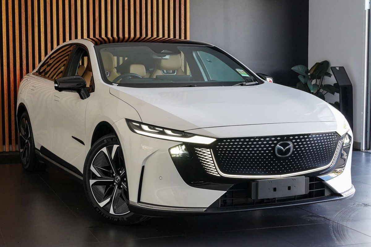 2026 Mazda 6e E35 Atenza