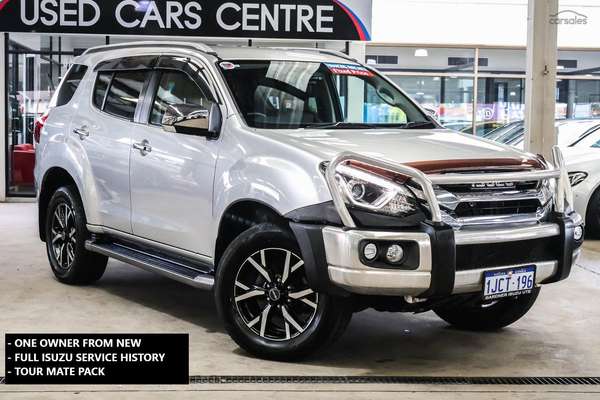 2020 Isuzu MU-X LS-T