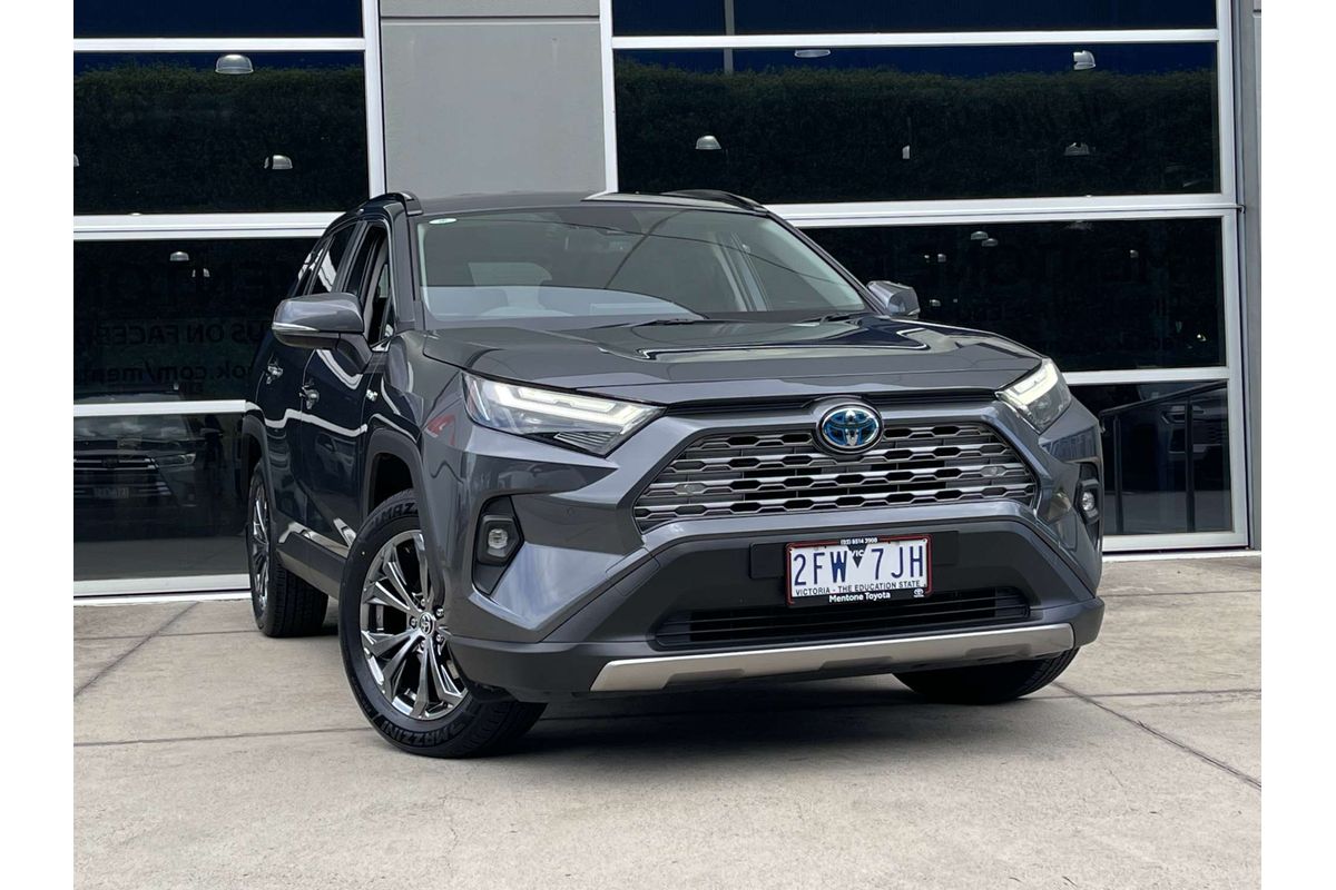 2024 Toyota RAV4 GXL AXAH52R