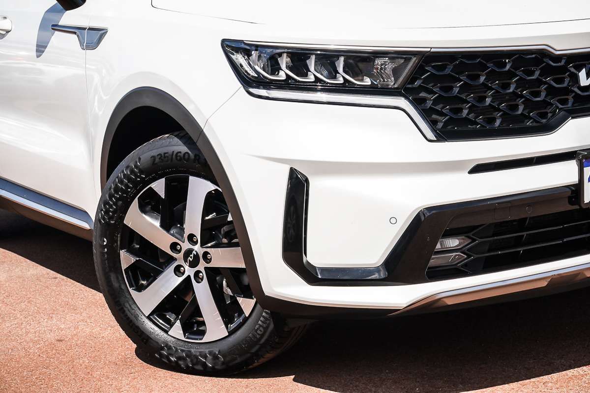 2022 Kia Sorento Sport MQ4
