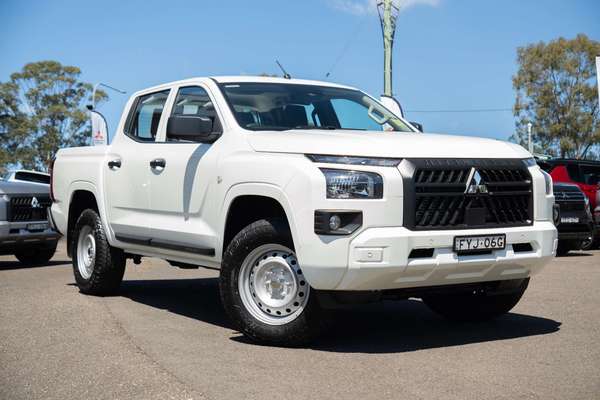 2025 Mitsubishi Triton GLX MV 4X4