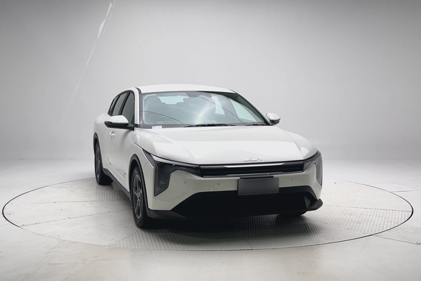 2025 Kia K4 S CL4m thumb-4